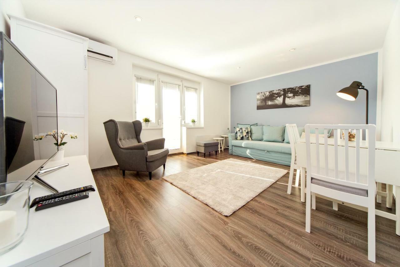 Res Apartman エゲル エクステリア 写真