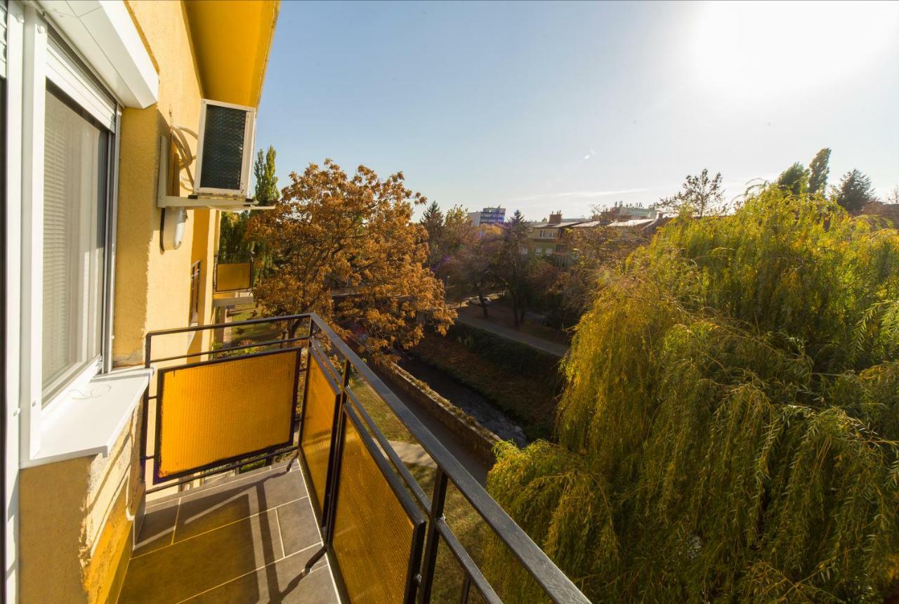 Res Apartman エゲル エクステリア 写真